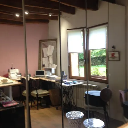 Bed & Breakfast Ma Maison De Couture 3*