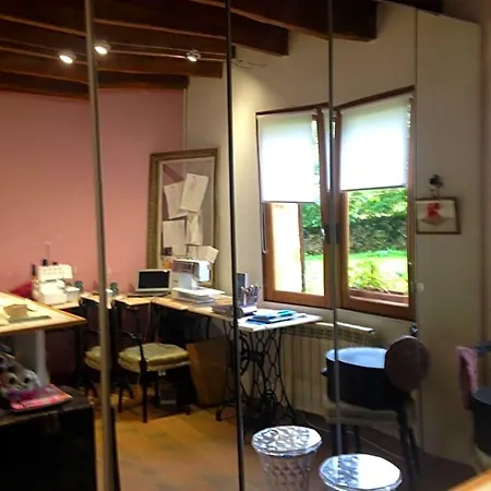 Ma Maison De Couture Bed and breakfast Urval
