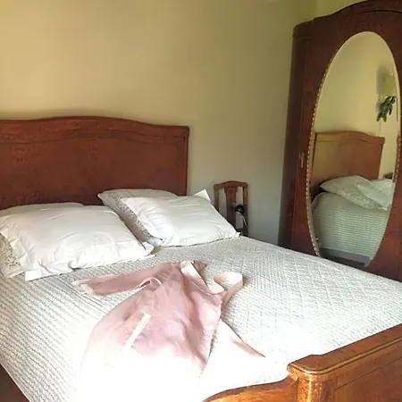 Ma Maison De Couture Bed and breakfast Urval